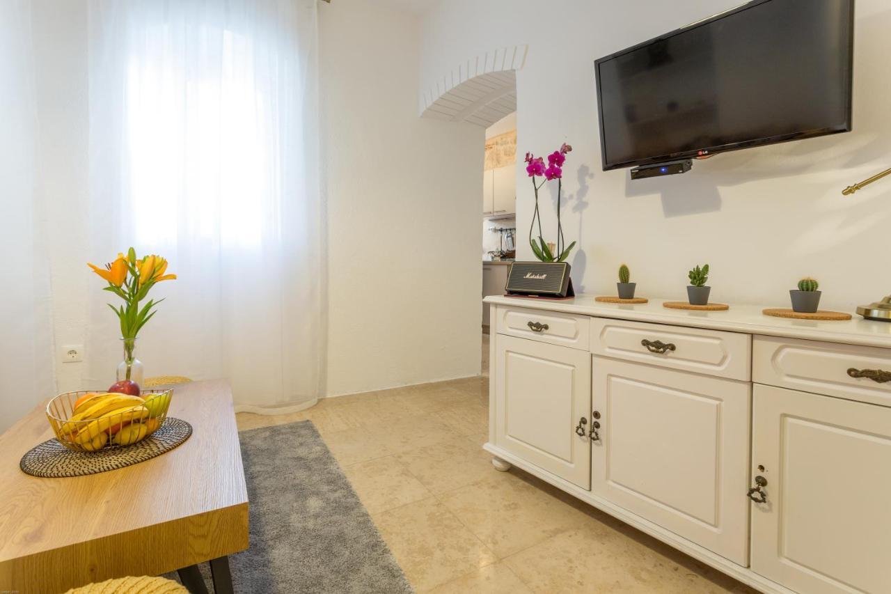 Lola Apartments - Zf Hvar フヴァル エクステリア 写真