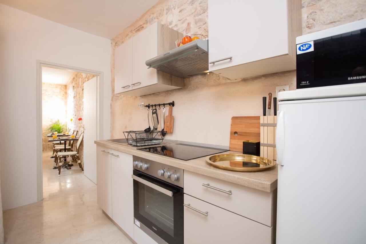 Lola Apartments - Zf Hvar フヴァル エクステリア 写真