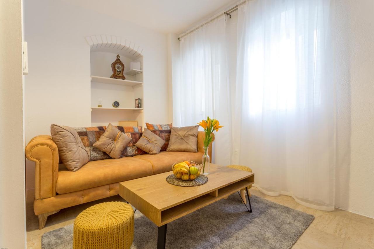Lola Apartments - Zf Hvar フヴァル エクステリア 写真