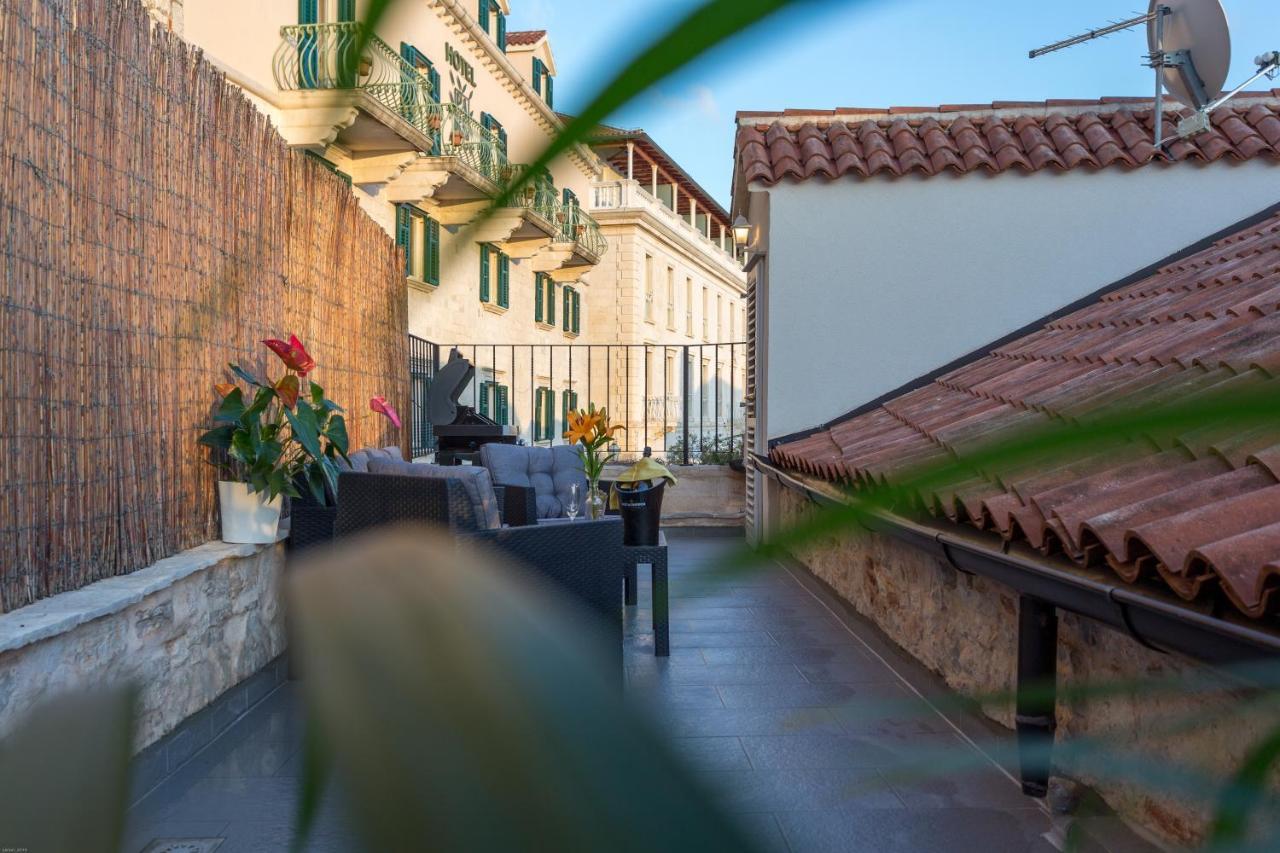 Lola Apartments - Zf Hvar フヴァル エクステリア 写真